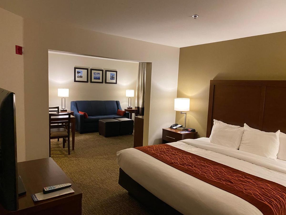 Comfort Inn Marina On The Monterey Bay Exterior photo